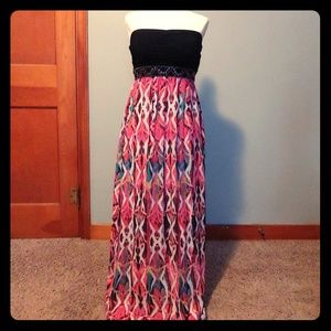 Bebe 2be bebe maxi dress